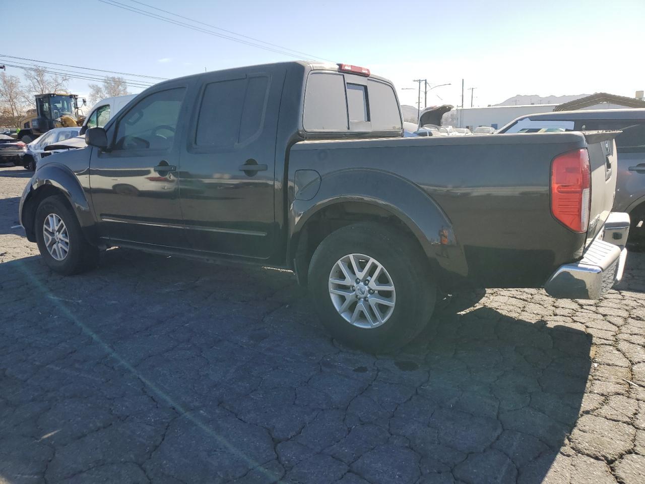 2016 NISSAN FRONTIER S - Фото 2