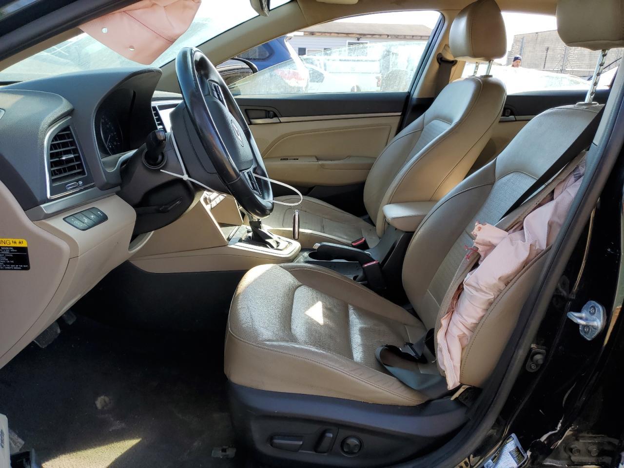 2017 HYUNDAI ELANTRA SE - Фото 7