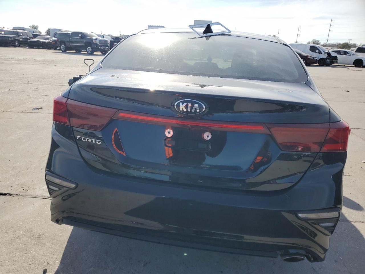 2020 KIA FORTE FE - Фото 6