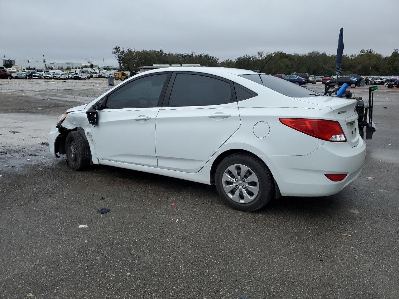 2016 HYUNDAI ACCENT SE - Фото 2