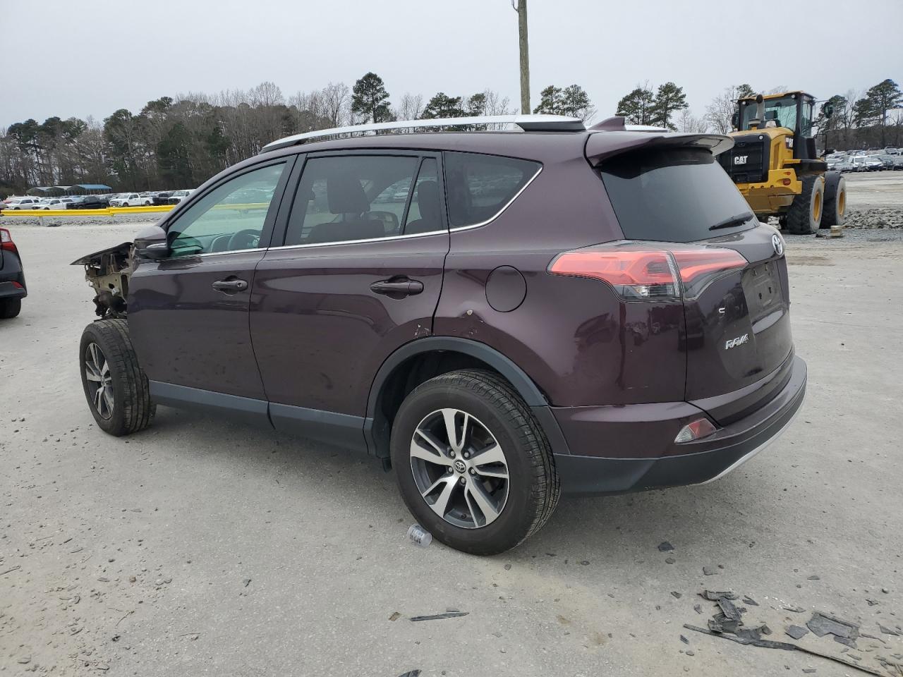 2016 TOYOTA RAV4 XLE - Фото 2