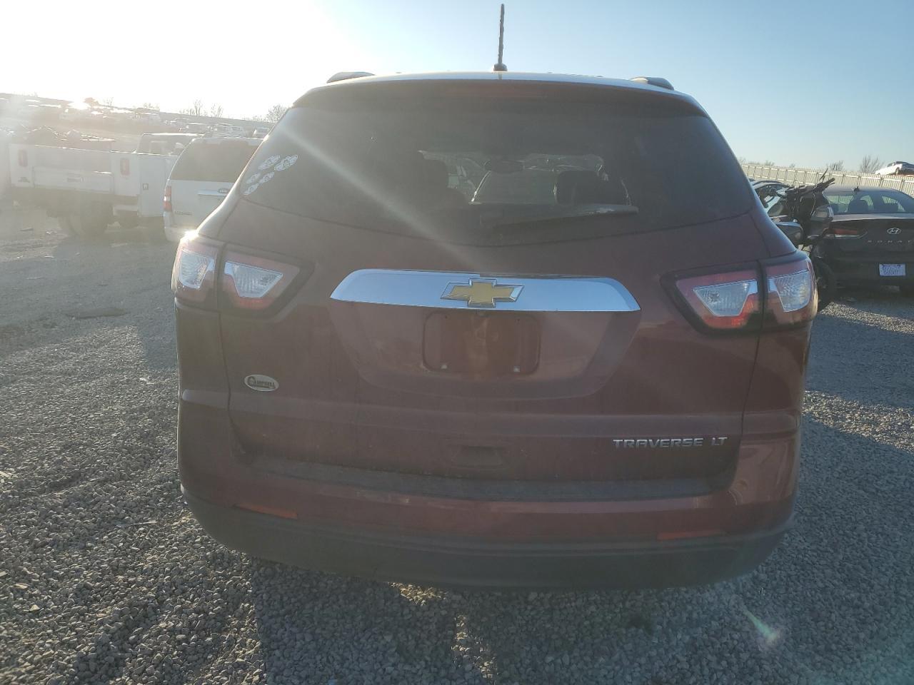 2015 CHEVROLET TRAVERSE L - Image 6