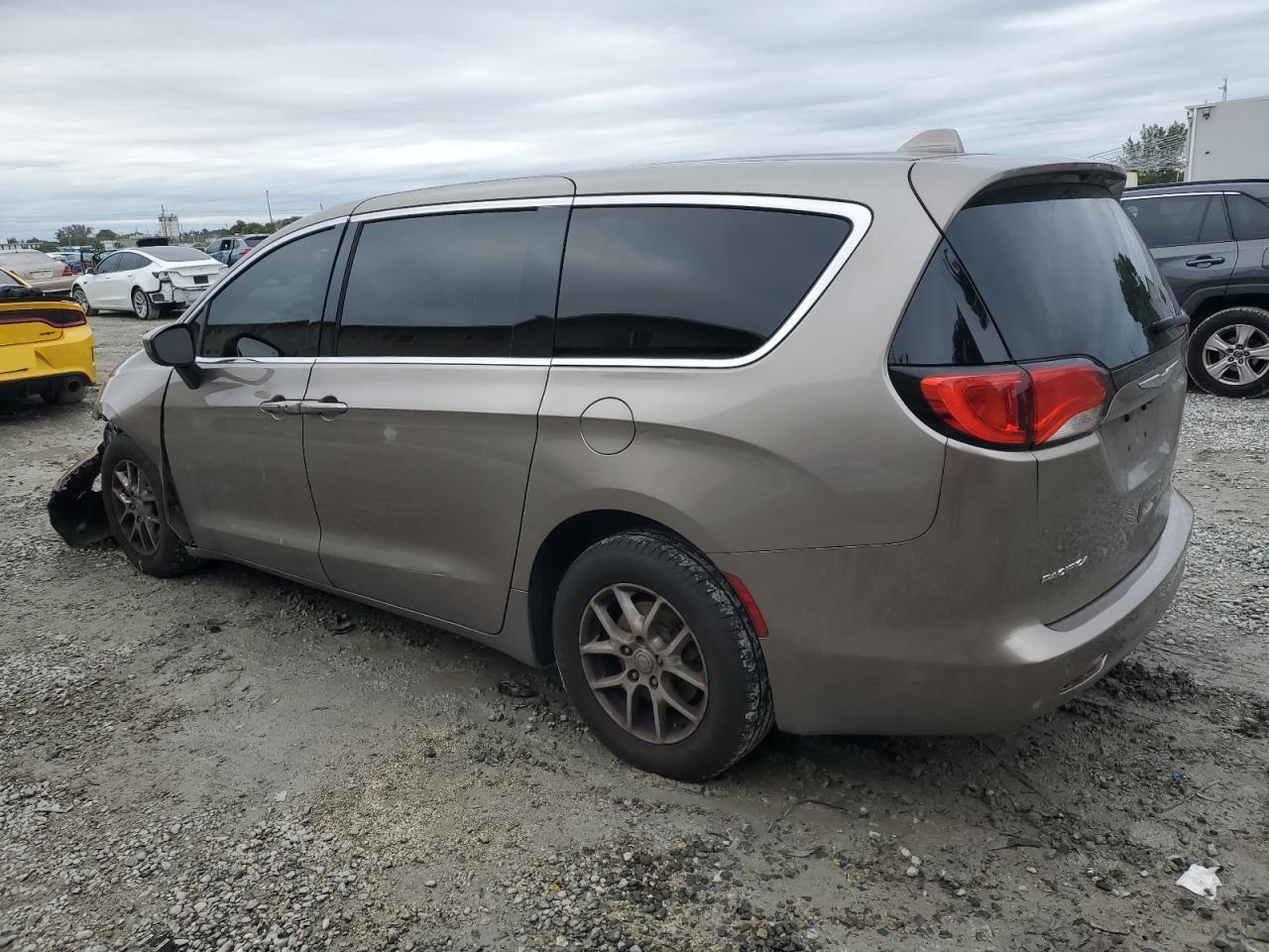 2017 CHRYSLER PACIFICA L - Фото 2