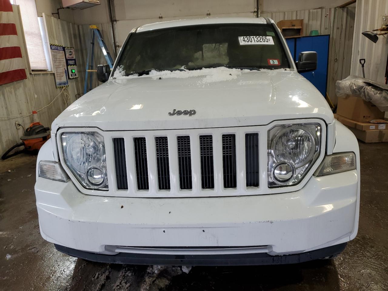 2011 JEEP LIBERTY SP - Image 5