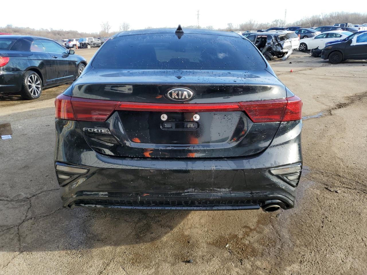 2021 KIA FORTE FE - Фото 6