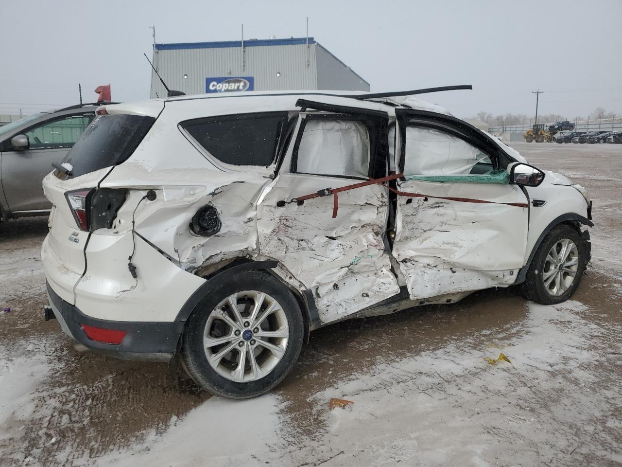 2017 FORD ESCAPE SE - Фото 3