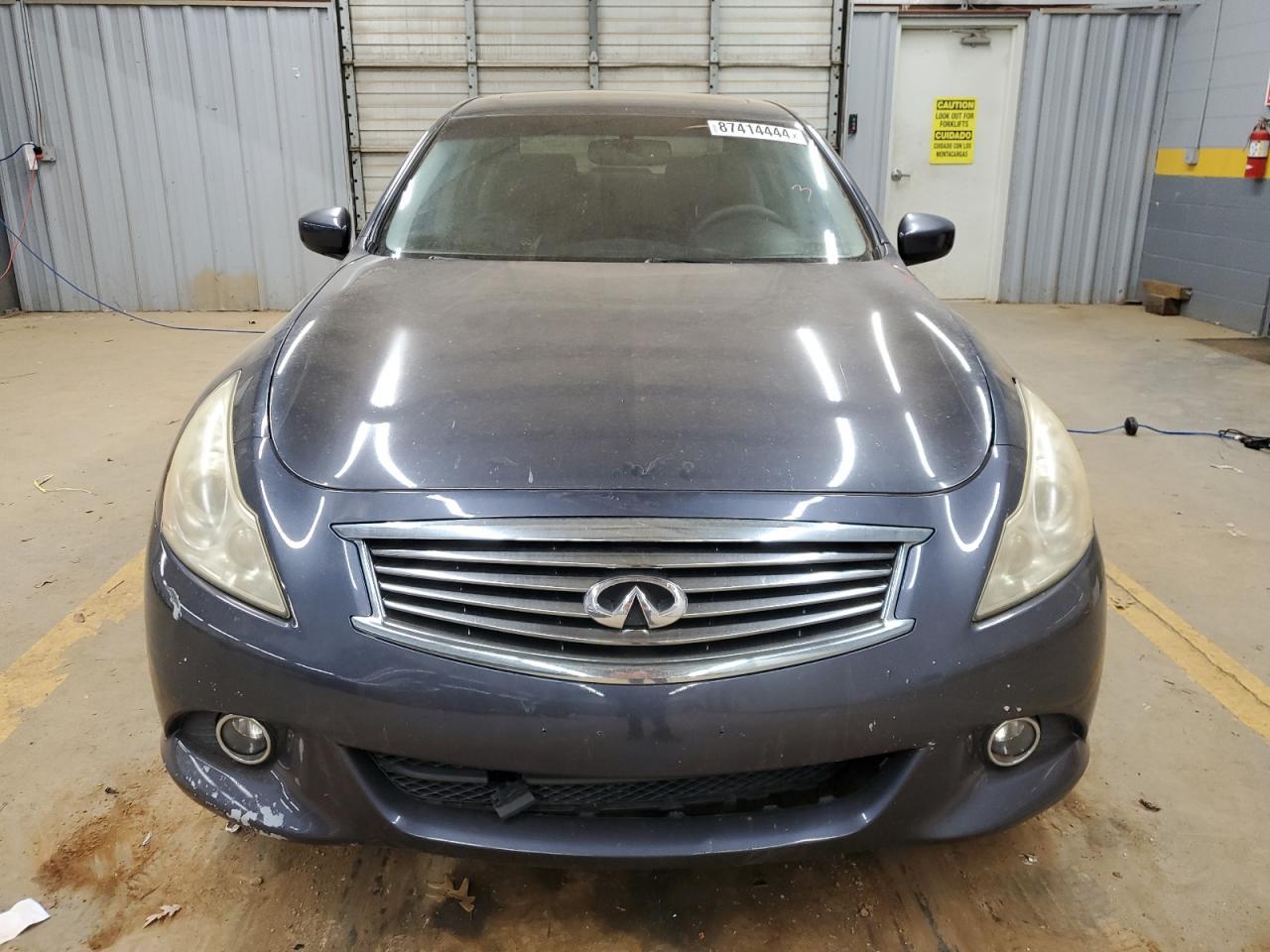 2011 INFINITI G37 - Image 5