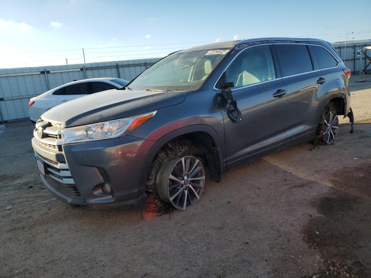 2018 TOYOTA HIGHLANDER