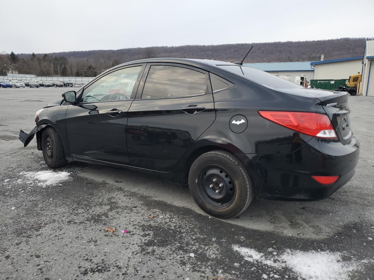 2016 HYUNDAI ACCENT SE - Фото 2