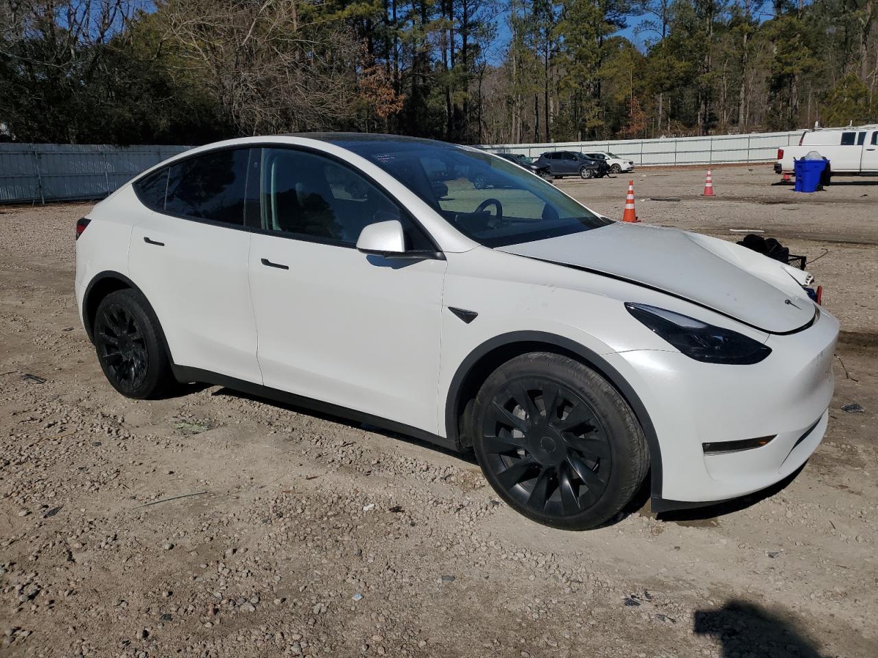 2023 TESLA MODEL Y - Image 4