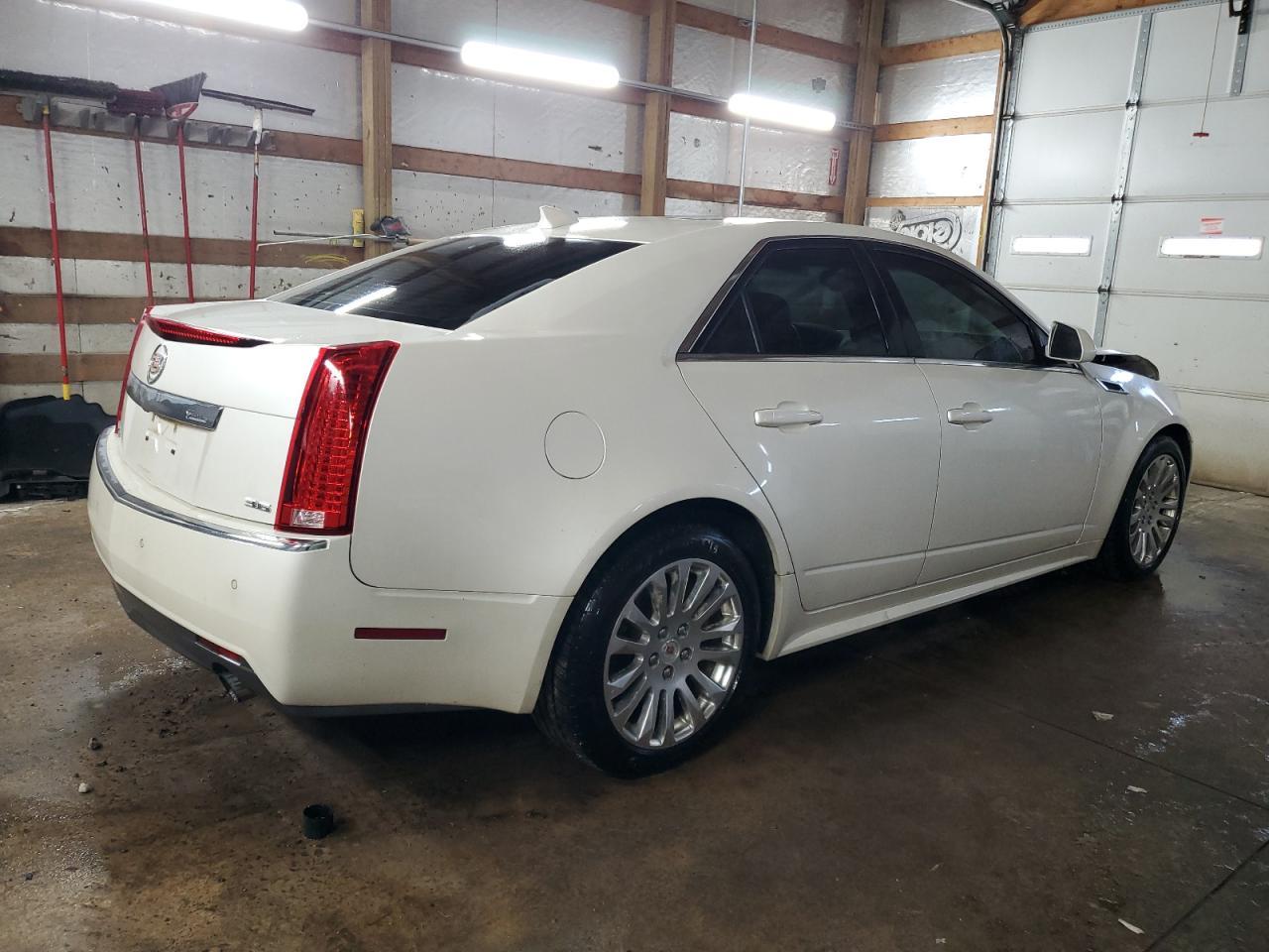 2011 CADILLAC CTS PREMIU - Image 3
