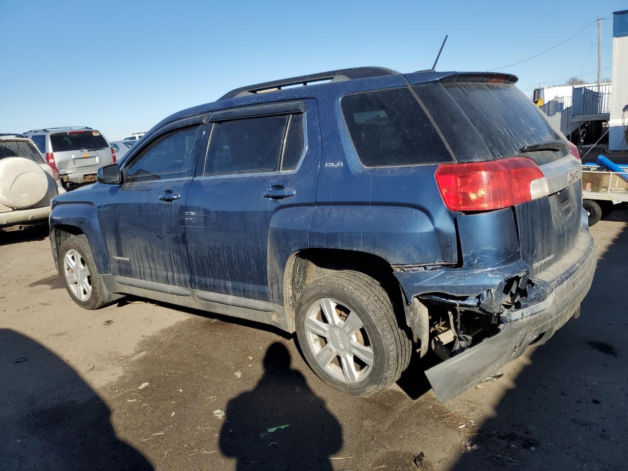 2016 GMC TERRAIN SL - Фото 2