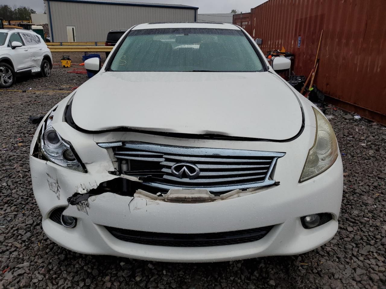 2011 INFINITI G37 BASE - Image 5