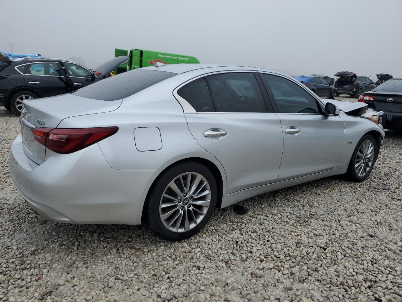 2018 INFINITI Q50 LUXE - Image 3