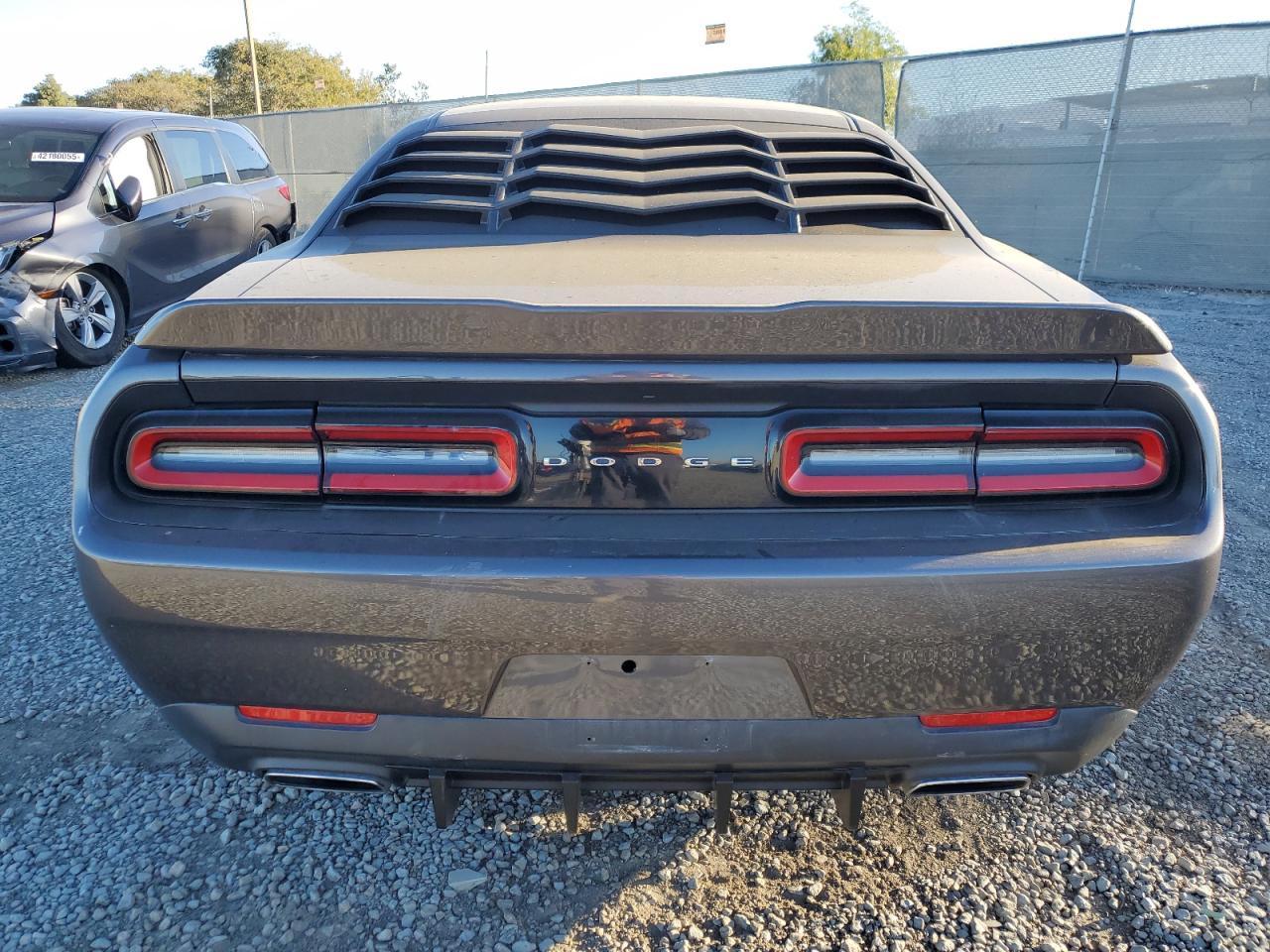 2016 DODGE CHALLENGER - Image 6