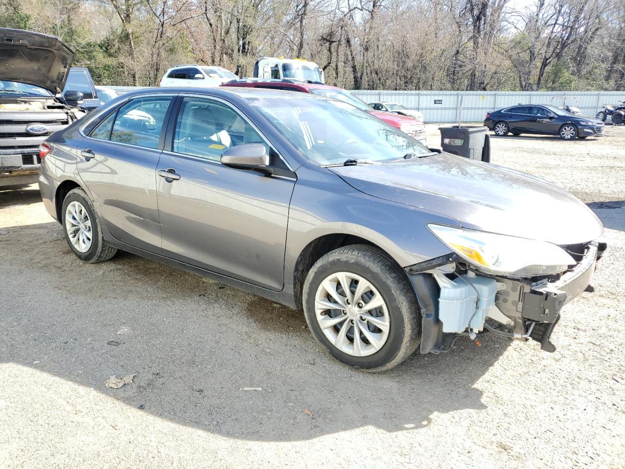 2016 TOYOTA CAMRY LE - Image 4