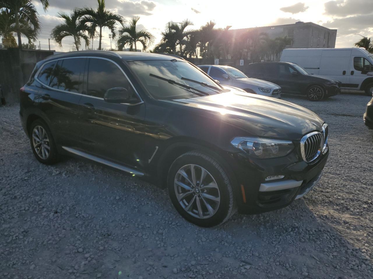 2019 BMW X3 XDRIVE3 - Image 4