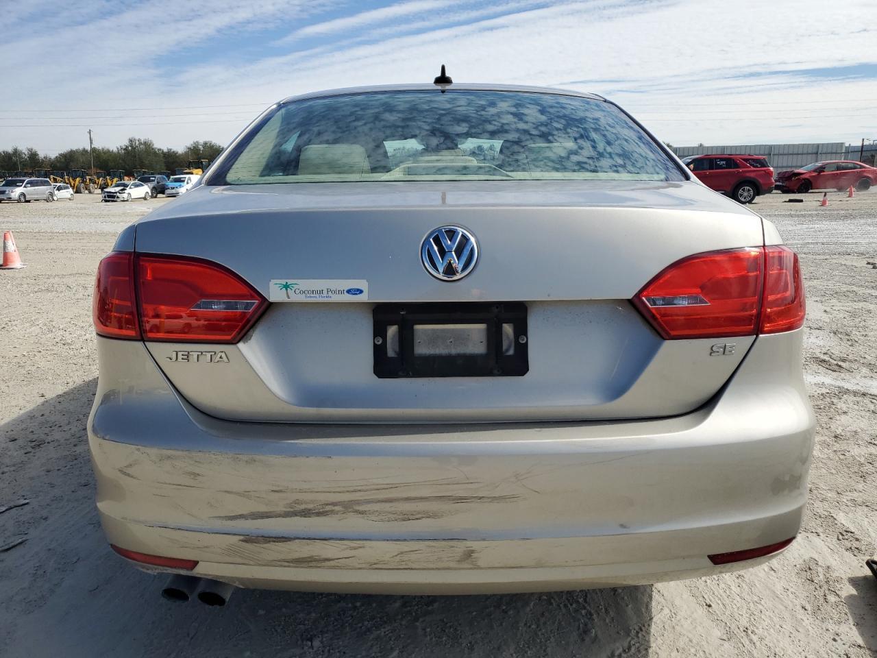 2014 VOLKSWAGEN JETTA SE - Image 6