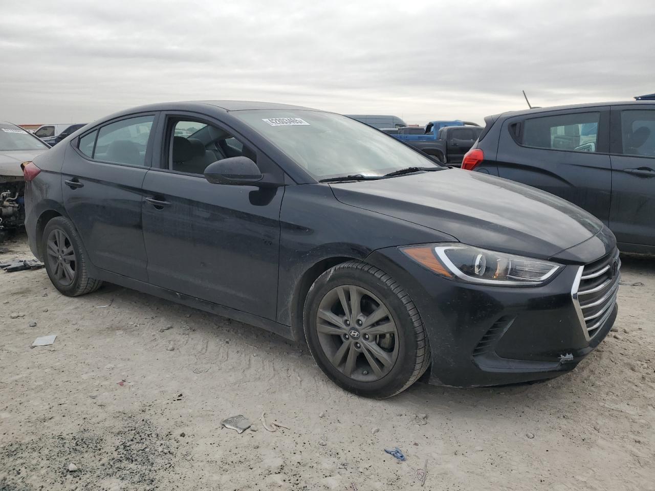 2018 HYUNDAI ELANTRA SE - Фото 4
