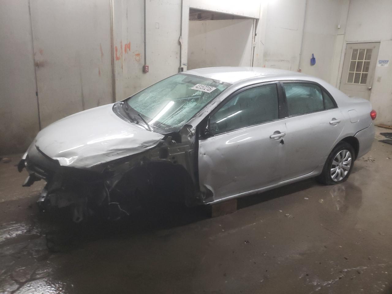2013 TOYOTA COROLLA BA