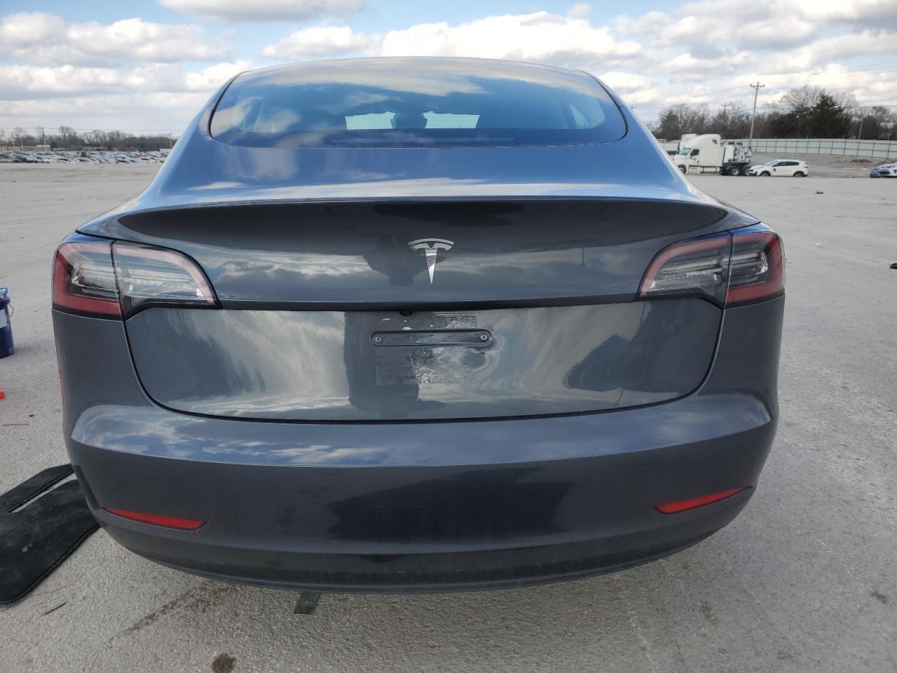 2023 TESLA MODEL 3 - Фото 6