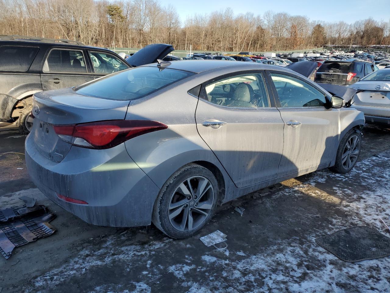 2015 HYUNDAI ELANTRA SE - Фото 3