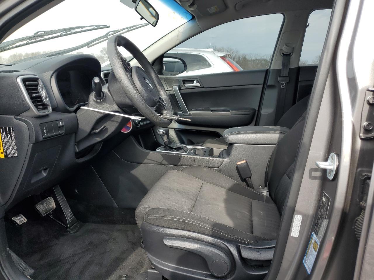 2017 KIA SPORTAGE L - Image 7