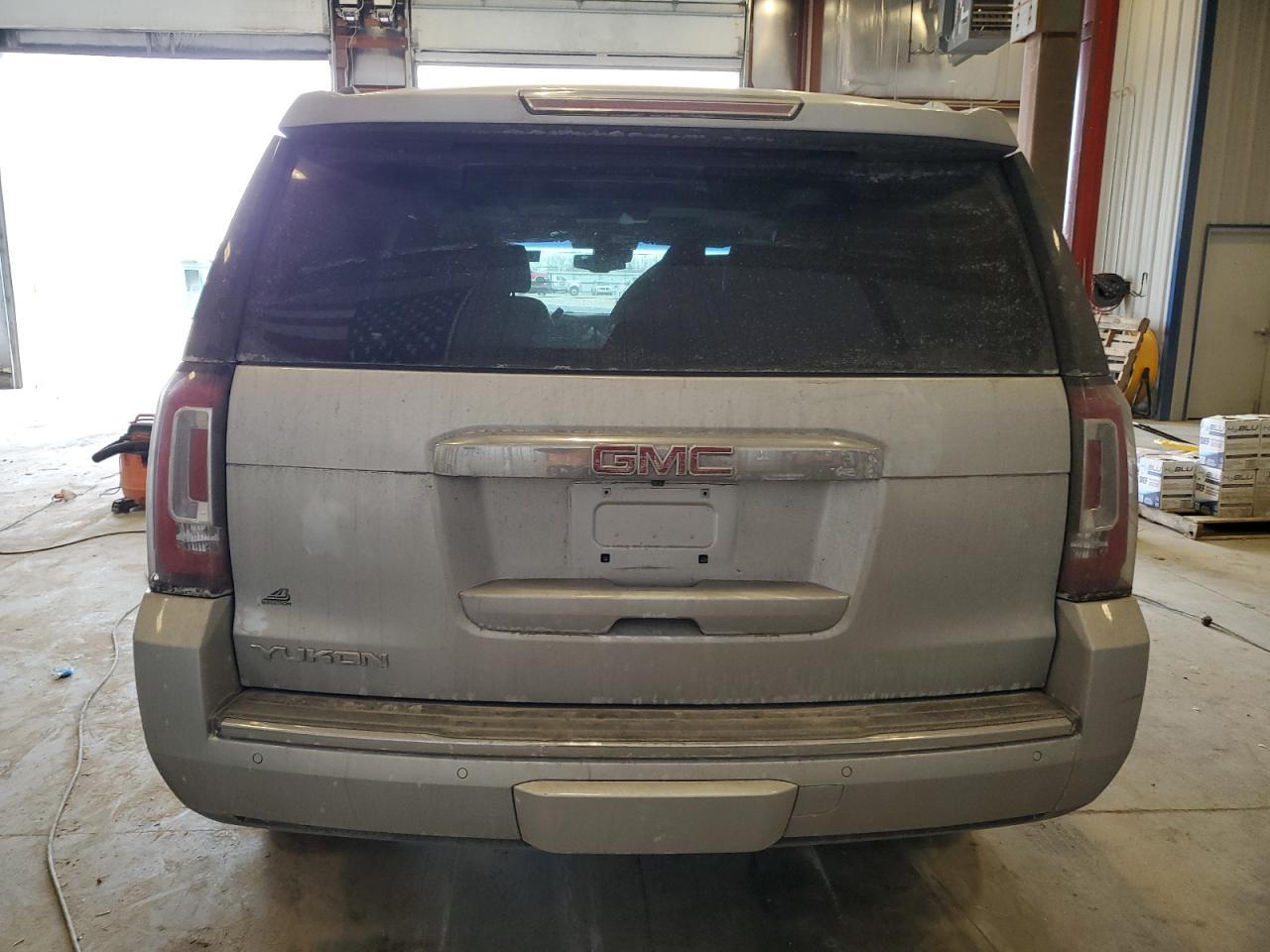 2017 GMC YUKON DENA - Фото 6