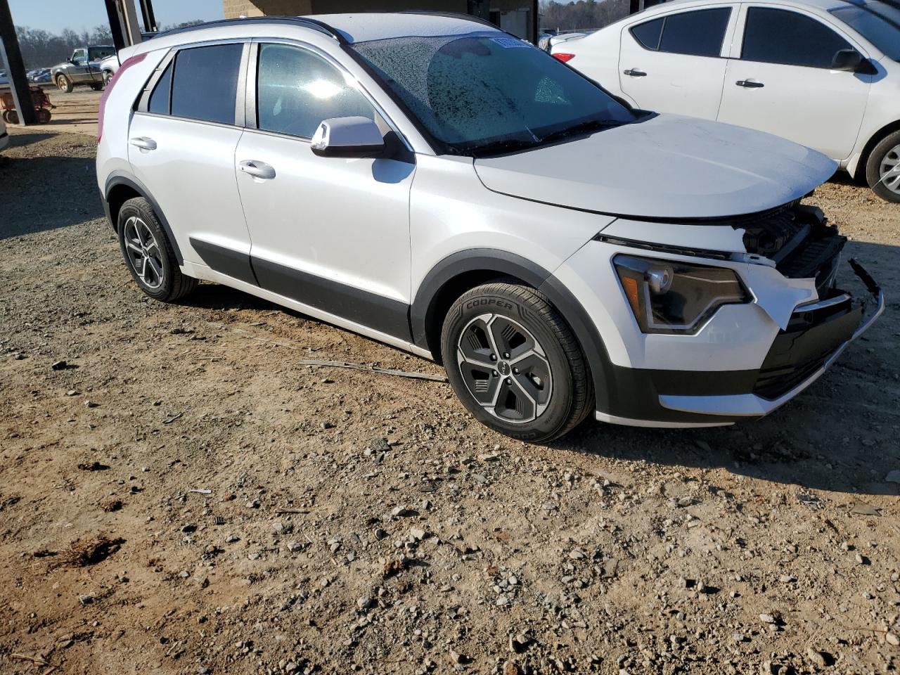 2023 KIA NIRO EX - Фото 4