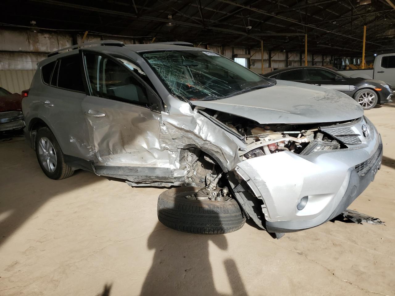 2015 TOYOTA RAV4 LE - Image 4
