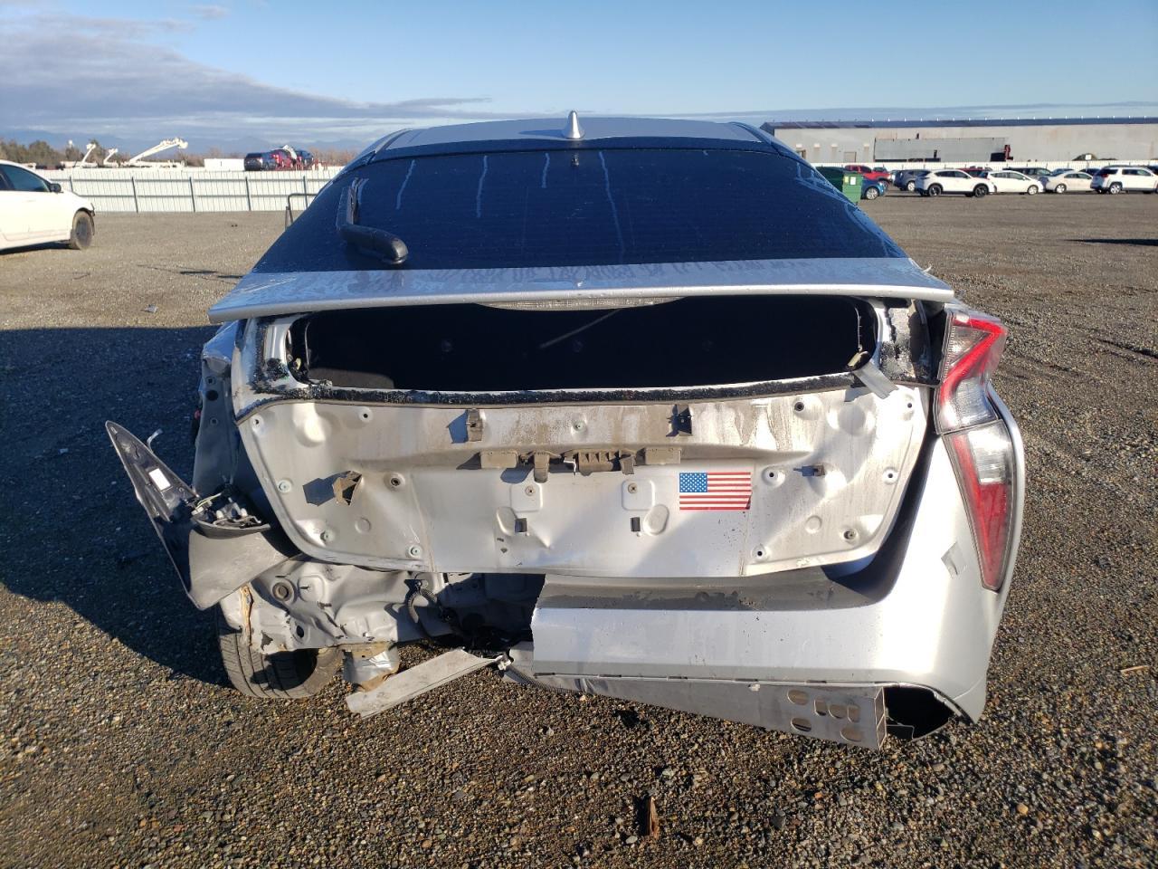 2016 TOYOTA PRIUS - Image 6