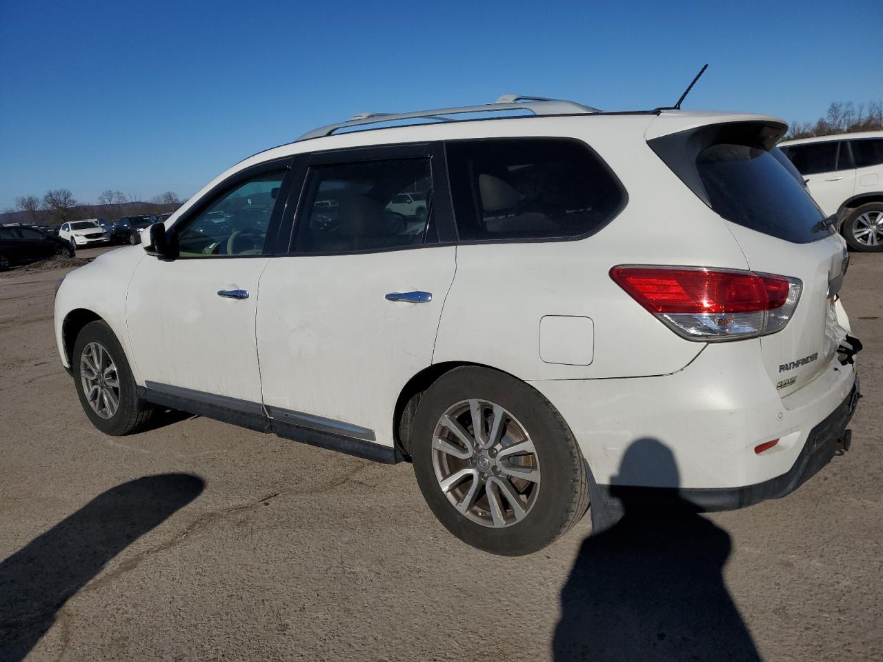 2013 NISSAN PATHFINDER - Image 2