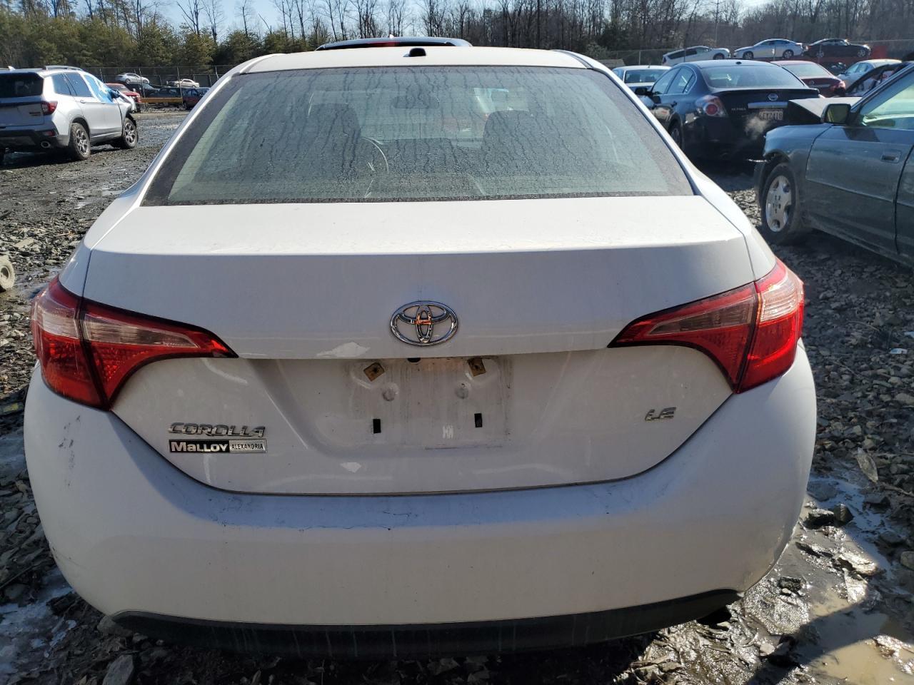 2018 TOYOTA COROLLA L - Фото 6