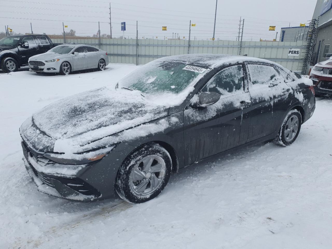 2024 HYUNDAI ELANTRA SE