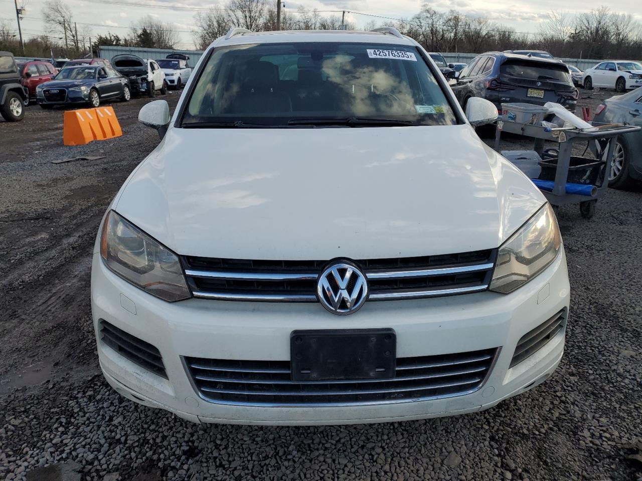 2012 VOLKSWAGEN TOUAREG V6 - Фото 5