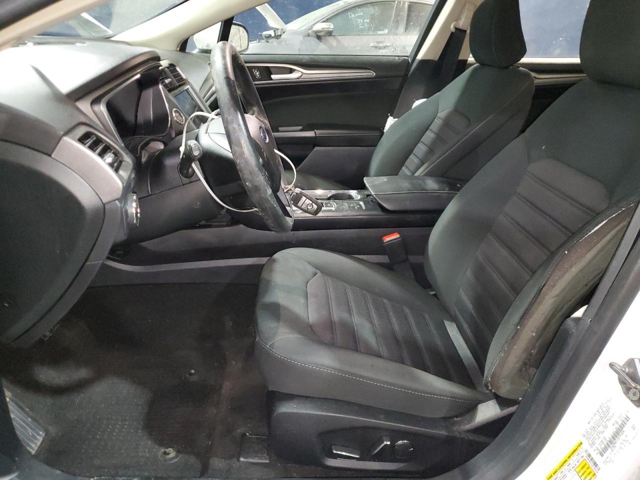 2020 FORD FUSION SE - Фото 7