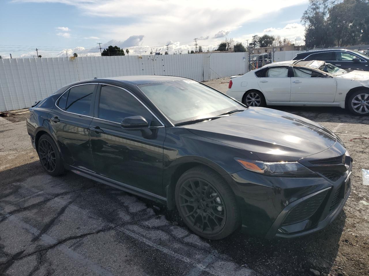 2021 TOYOTA CAMRY SE - Image 4