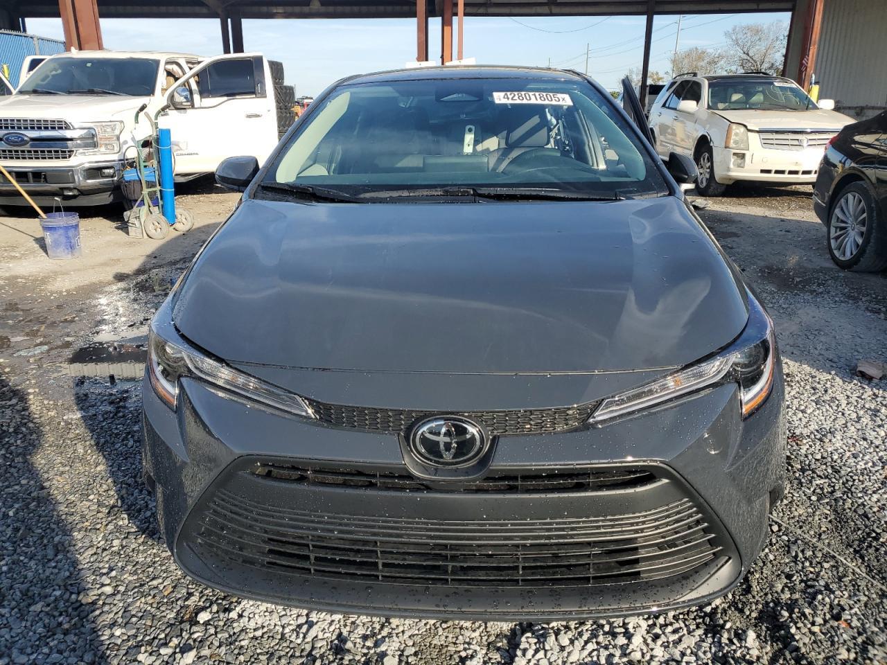 2025 TOYOTA COROLLA LE - Фото 5
