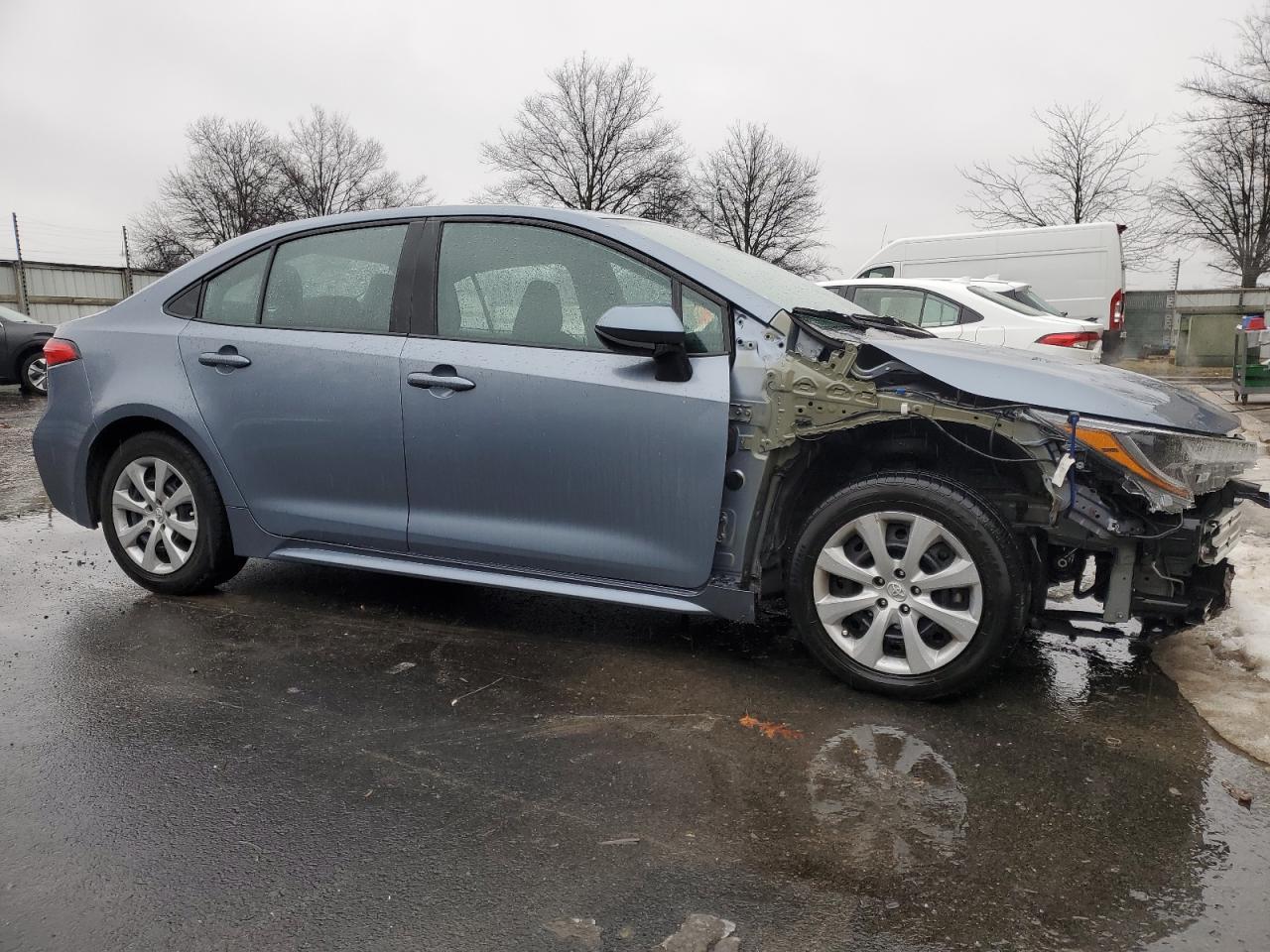 2021 TOYOTA COROLLA LE - Фото 4