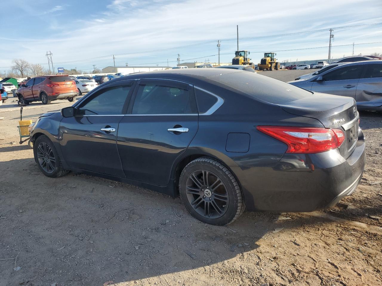 2017 NISSAN ALTIMA 2.5 - Фото 2