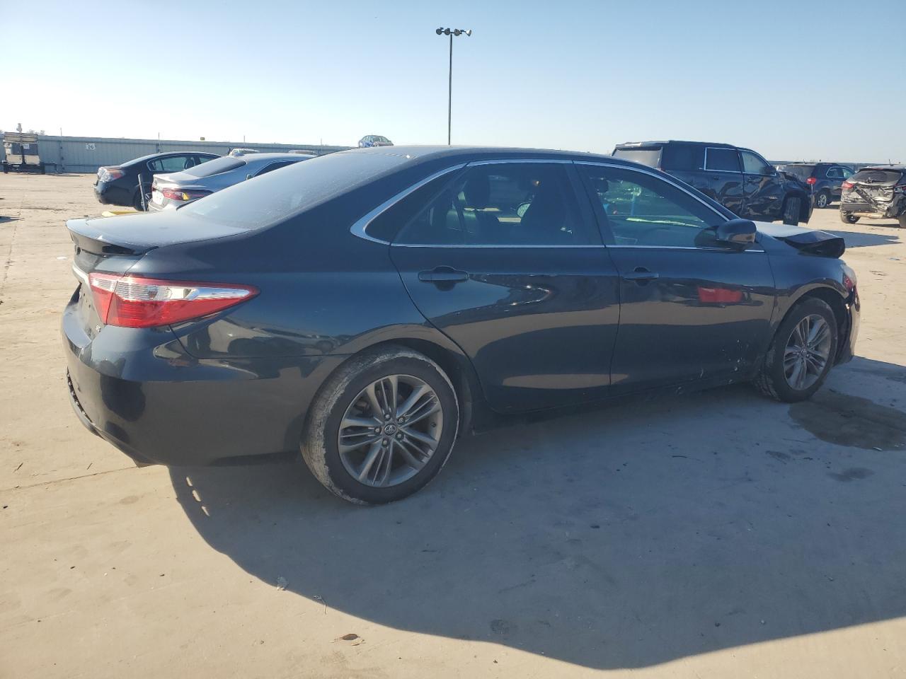 2017 TOYOTA CAMRY LE - Image 3