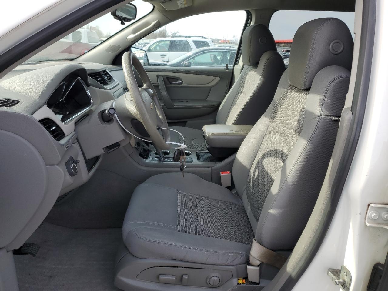 2015 CHEVROLET TRAVERSE L - Image 7