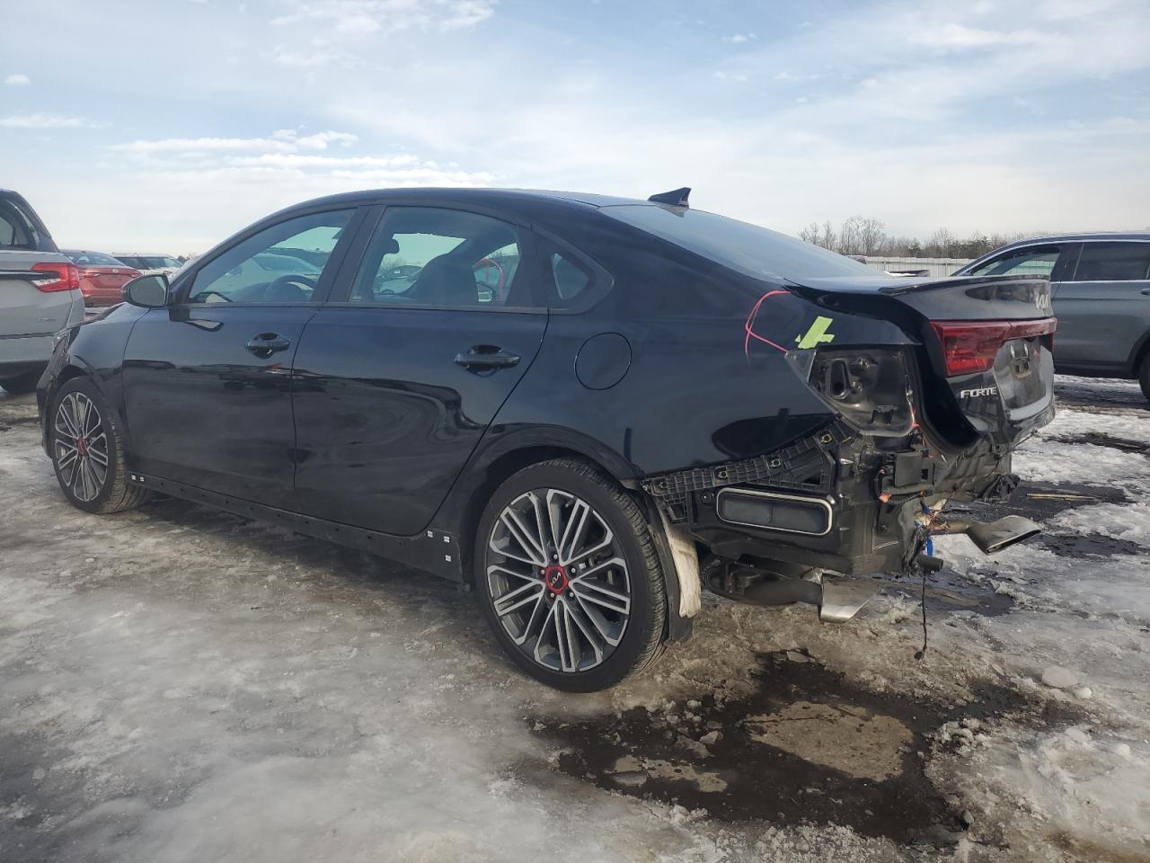2024 KIA FORTE GT - Фото 2