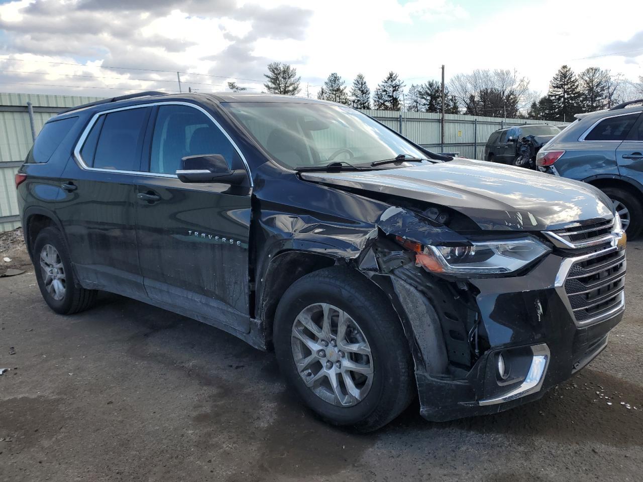 2021 CHEVROLET TRAVERSE L - Фото 4
