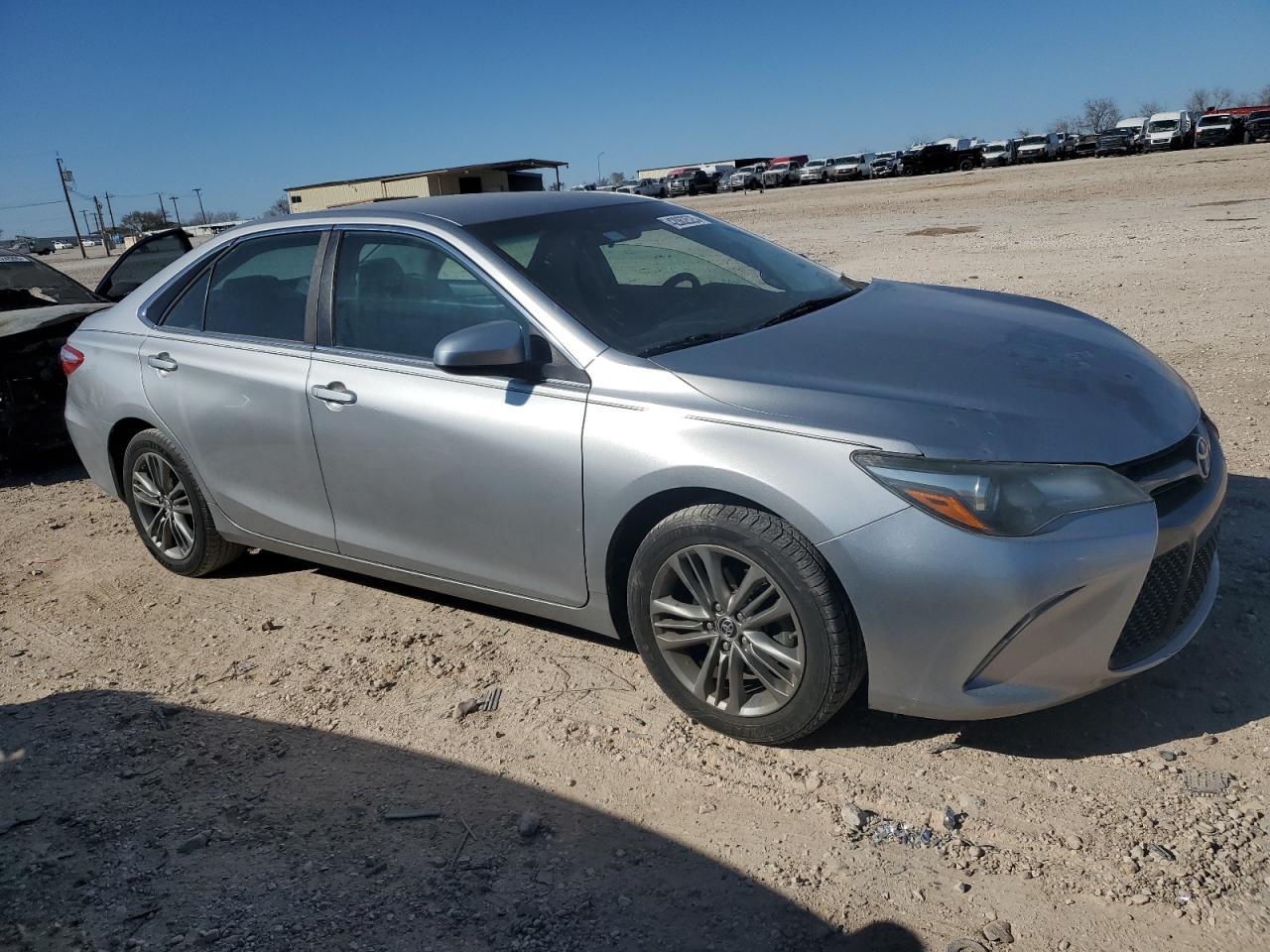 2016 TOYOTA CAMRY LE - Фото 4