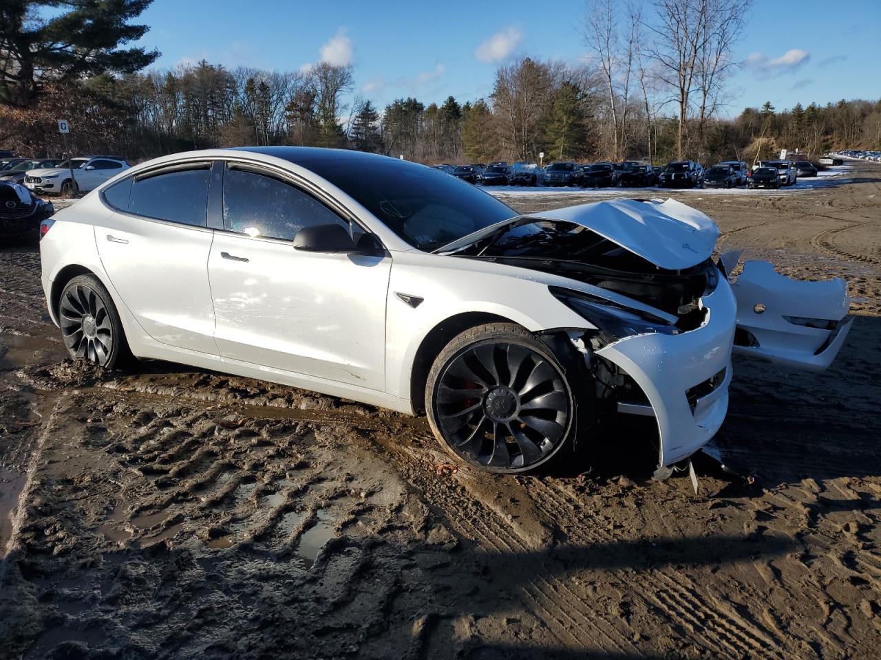 2023 TESLA MODEL 3 - Фото 4