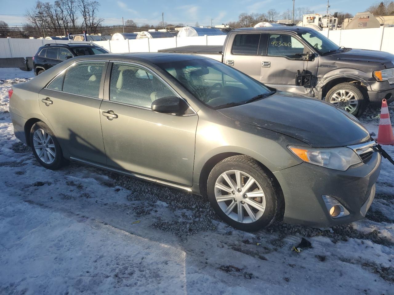 2013 TOYOTA CAMRY L - Фото 4
