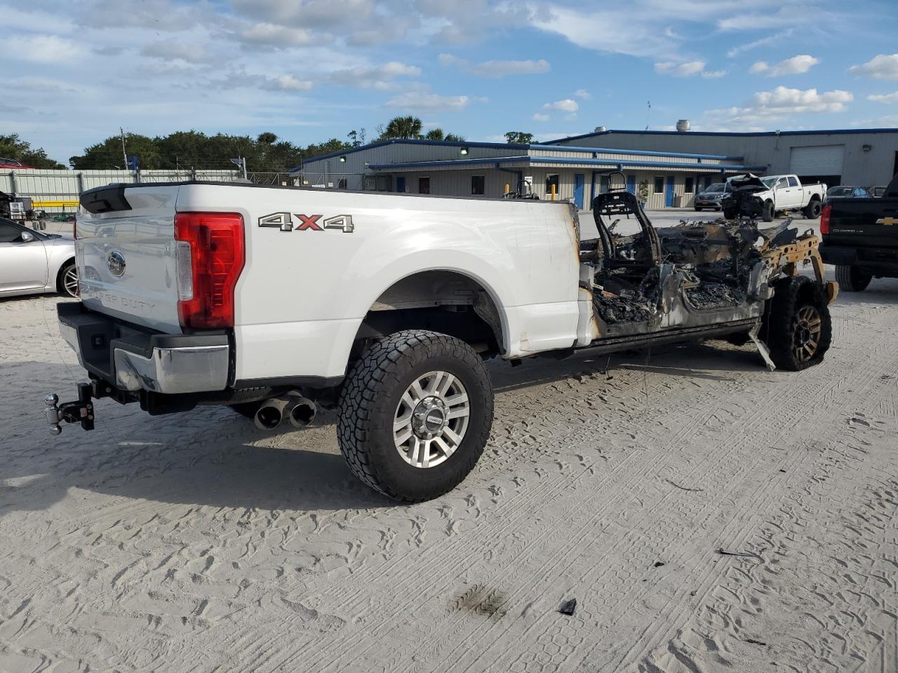 2017 FORD F250 SUPER - Image 3