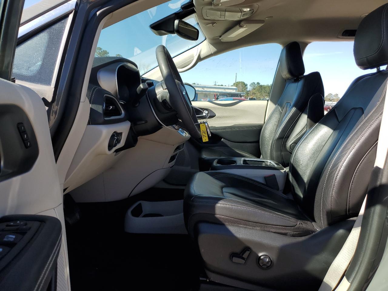 2022 CHRYSLER PACIFICA T - Image 7