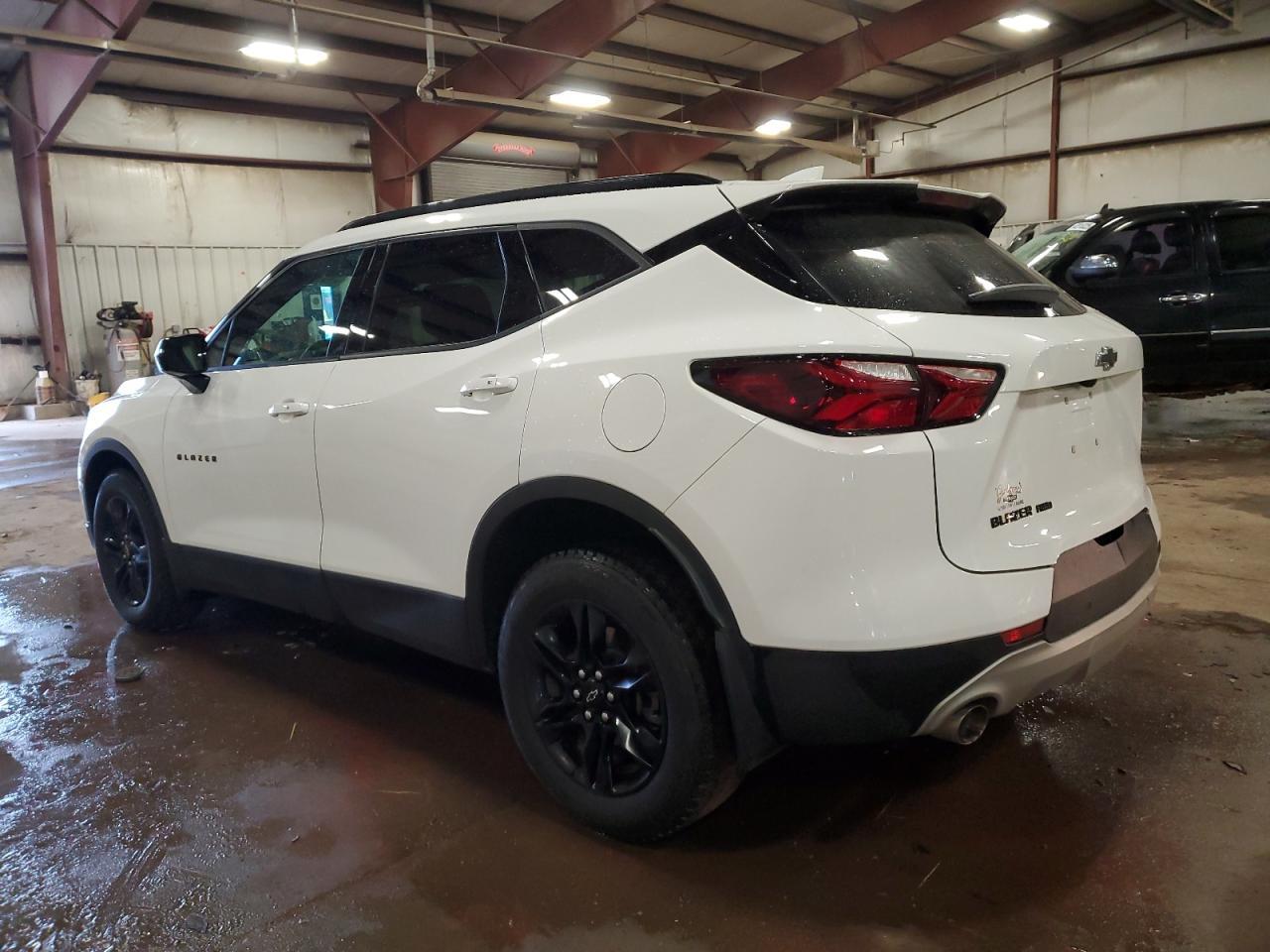 2022 CHEVROLET BLAZER 3LT - Фото 2